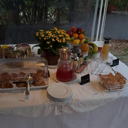 Nocleg ze śniadaniem C'era Volta Marina di Massa